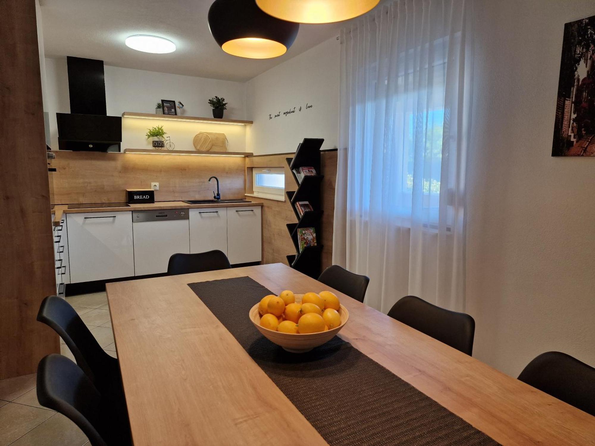 Beautiful Holiday Home "Villa Luka" Kaštel Štafilić Eksteriør billede