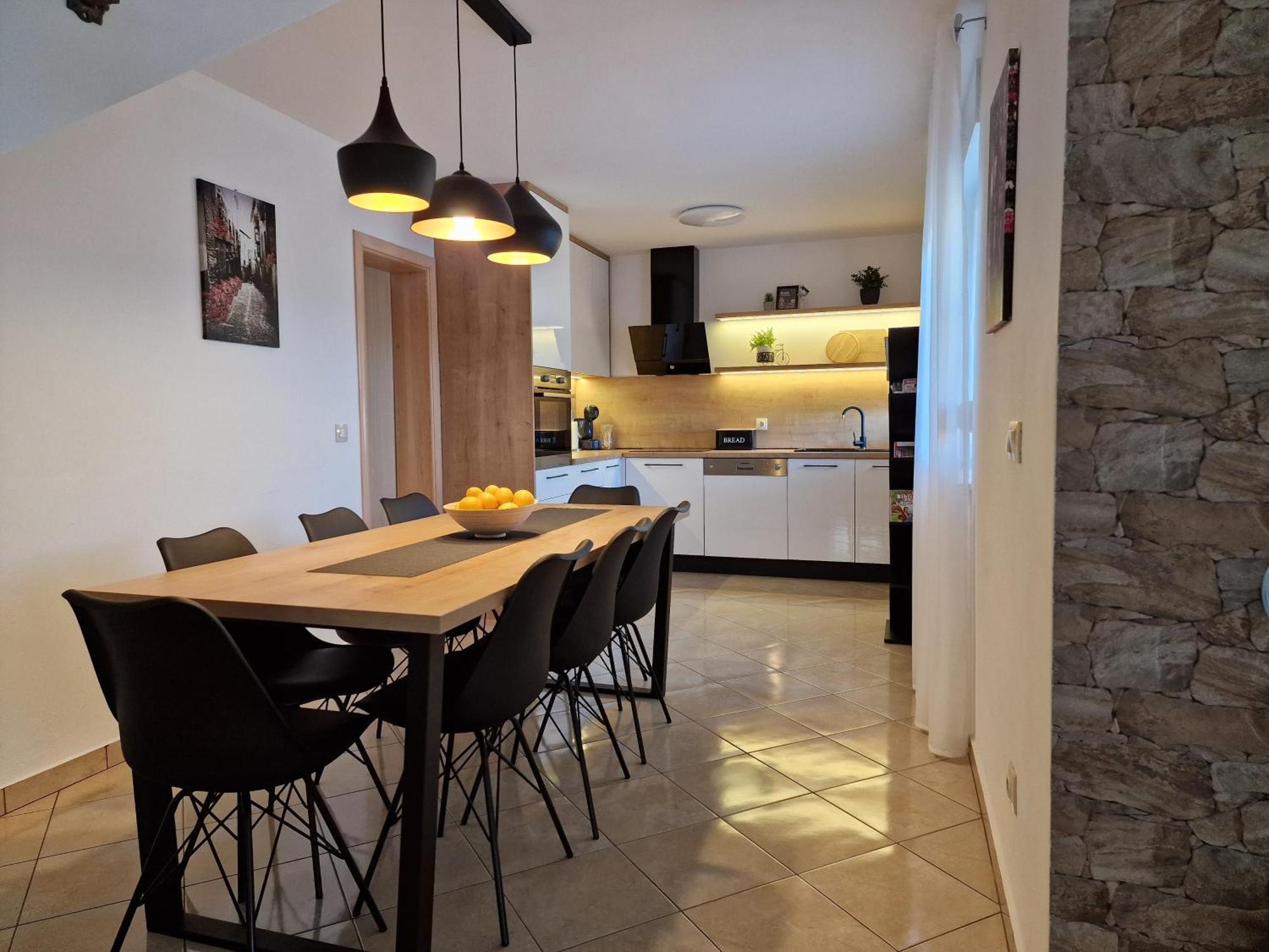 Beautiful Holiday Home "Villa Luka" Kaštel Štafilić Eksteriør billede